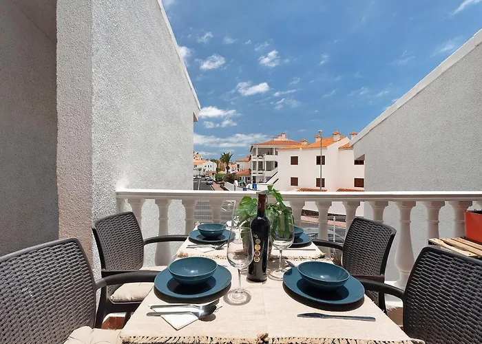 Torviscas Alta Vista 아데제